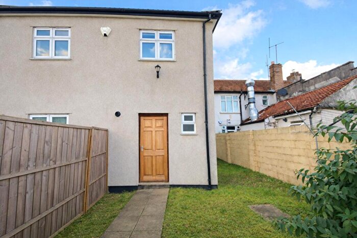 4 Bedroom House To Rent In Filton Avenue, Horfield, Bristol, BS7