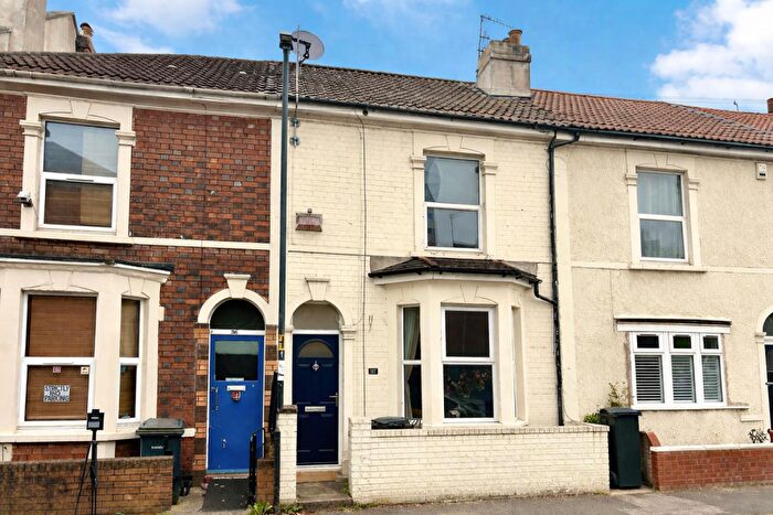 2 Bedroom House For Sale In Glendare Street, Bristol, BS5