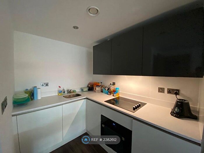 1 Bedroom Flat To Rent In Madison House, Birmingham, B5