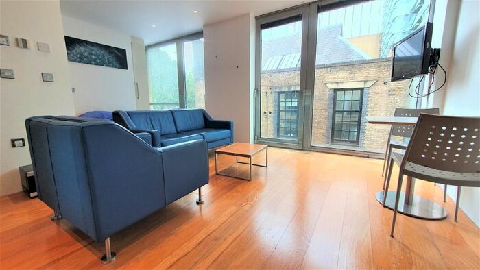 Studio To Rent In Tower Bridge Road, Southwark, SE1