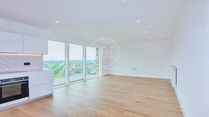 1 Bedroom Penthouse To Rent In Plowden Road, Kidbrooke Village, London, SE3