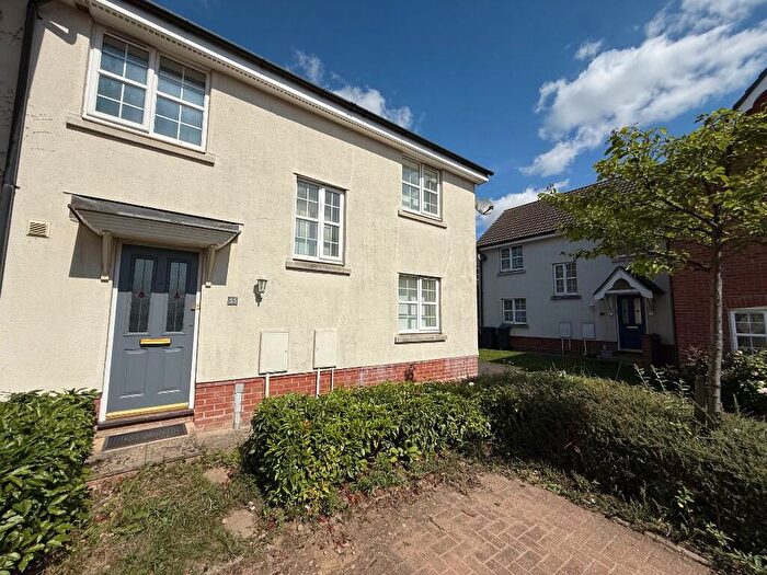 3 Bedroom Semi-Detached House To Rent In Nightingale Close, Stowmarket, IP14