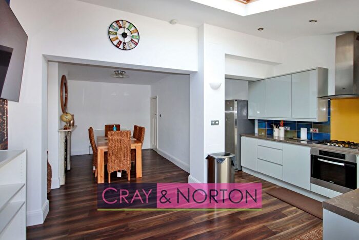 3 Bedroom Terraced House For Sale In The Glade, Shirley, CR0