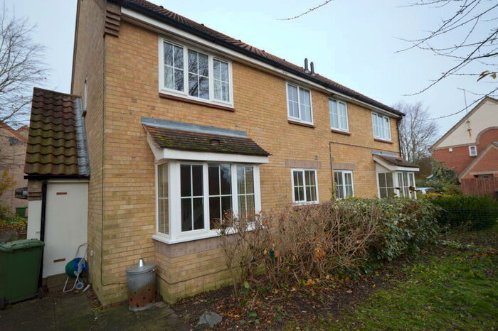 1 Bedroom House To Rent In Woodhead Drive, Cambridge, CB4