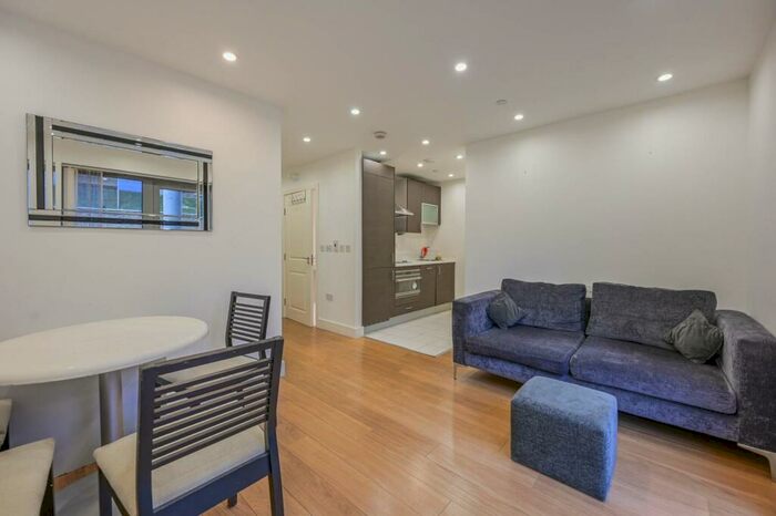 Studio To Rent In Christian Street, Tower Hamlets, London, E1