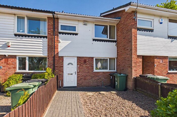 3 Bedroom Terraced House For Sale In Dutton Green, Leeds, West Yorkshire, LS14