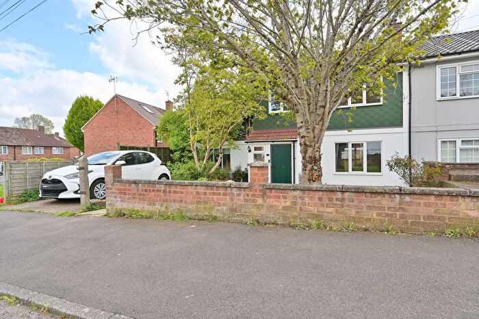 4 Bedroom Semi Detached House For Sale In Trevose Way, Watford, WD19