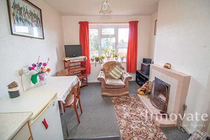 3 Bedroom End Of Terrace House For Sale In Harvington Road, Oldbury, B68