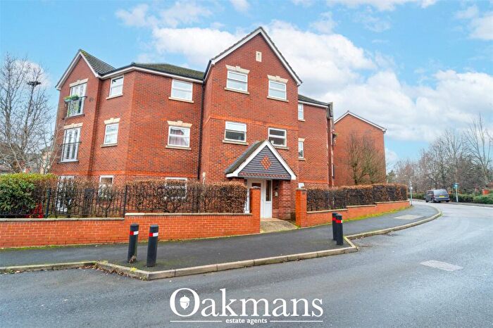 2 Bedroom Apartment For Sale In Railway Walk, Bromsgrove, Worcestershire, B60