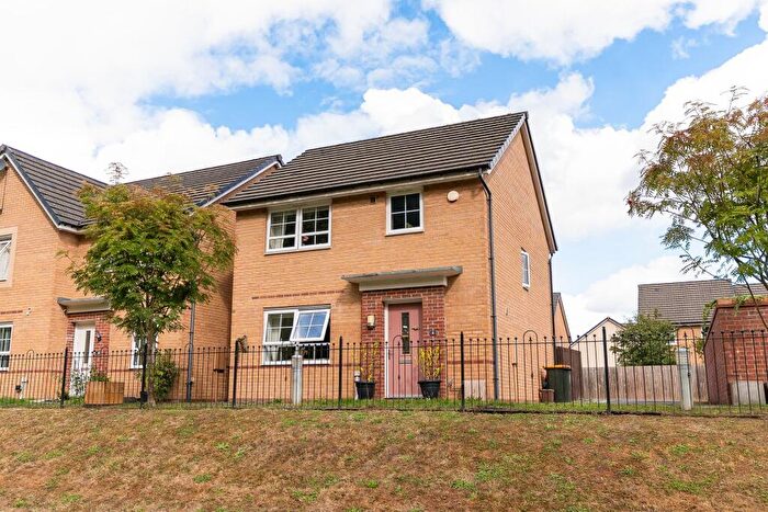 3 Bedroom Detached House For Sale In Fitzhamon Place, Rogerstone, NP10