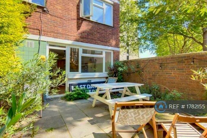 4 Bedroom Flat To Rent In Fellows Court, London, E2