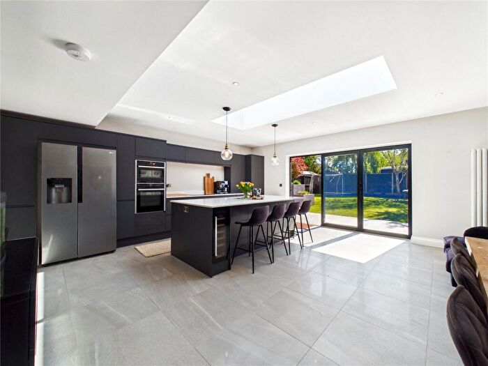 4 Bedroom Link Detached House For Sale In Shimbrooks, Great Leighs, Chelmsford, Essex, CM3