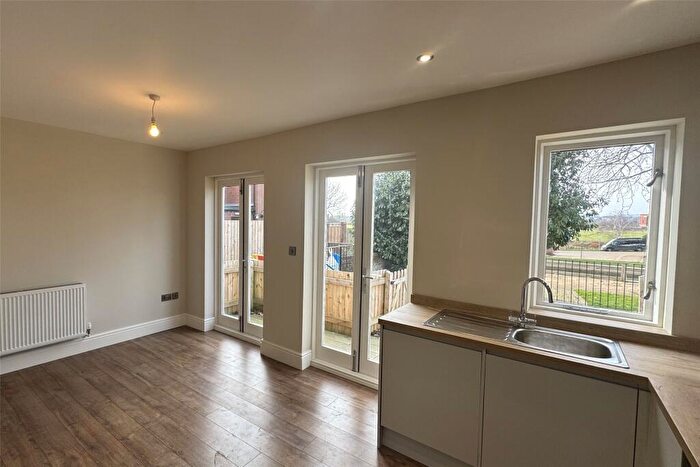 1 Bedroom Bungalow For Sale In High Street, Tewkesbury, Mar, GL20