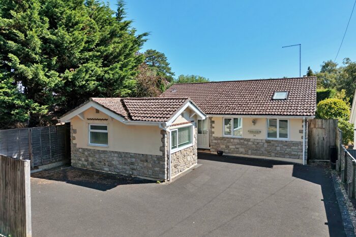 3 Bedroom Detached Bungalow For Sale In Elgin Road, Lilliput, Poole, BH14
