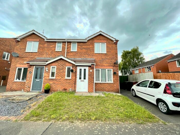 3 Bedroom Semi-Detached House To Rent In Wentworth Way, Lincoln, LN6