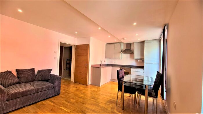1 Bedroom Flat To Rent In Barking Road, London, E16