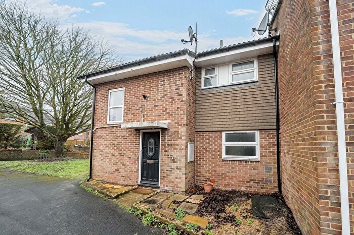 2 Bedroom End Of Terrace House For Sale In Ramsay Road, Kings Worthy, SO23