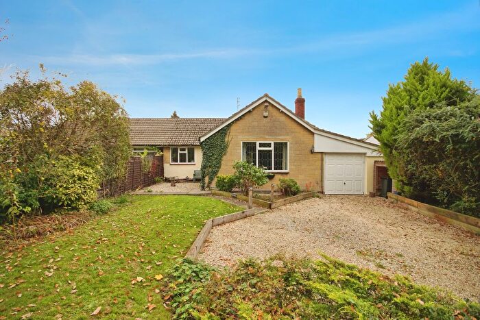 3 Bedroom Bungalow For Sale In Old Gloucester Road, Hambrook, Bristol, BS16