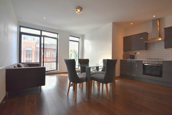 1 Bedroom Flat To Rent In Rye Lane, Peckham, SE15