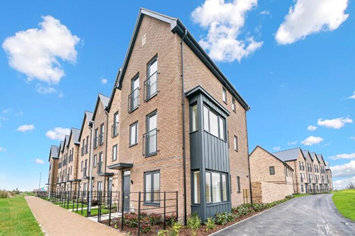 3 Bedroom Terraced House To Rent In Cheyney Close, Huntingdon, Cambridgeshire, PE28