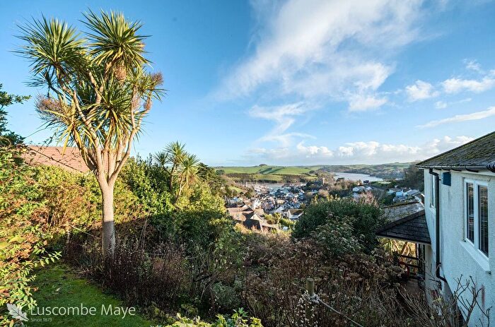 4 Bedroom Detached House For Sale In Drake Road, Salcombe, TQ8