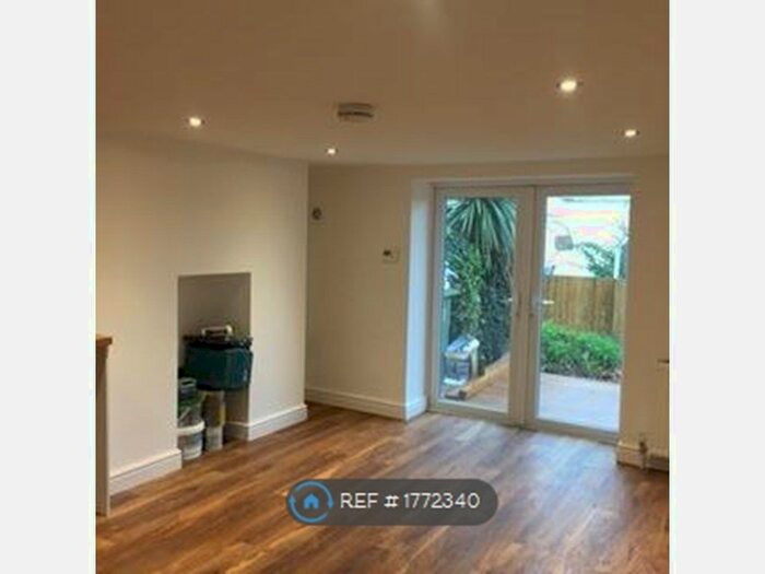 1 Bedroom Flat To Rent In Haldon Road, Exeter, EX4