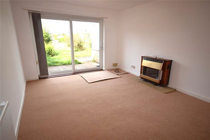 2 Bedroom Bungalow For Sale In Bekynton Avenue, Wells, BA5