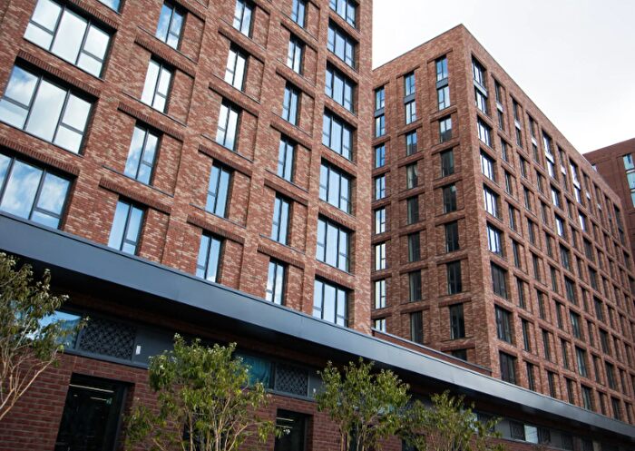 2 Bedroom Flat To Rent In Dutton Street, Manchester, M3