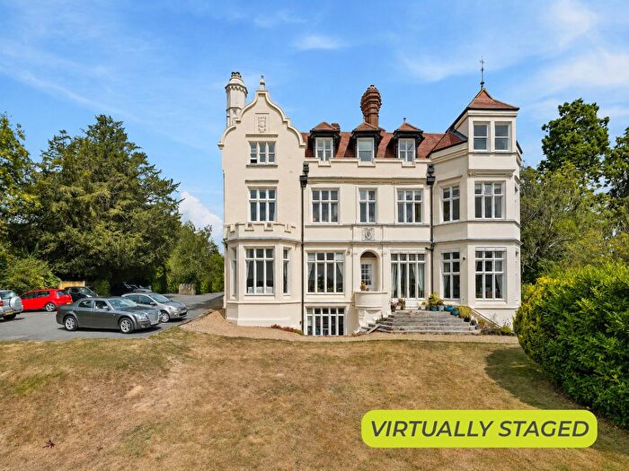 1 Bedroom Flat For Sale In Ref: El - The Abbey, East Grinstead, RH19