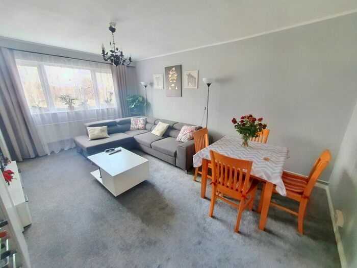 2 Bedroom Flat To Rent In Byron Way, Northolt, UB5