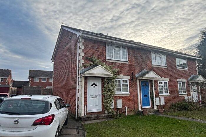 2 Bedroom Property To Rent In Crows Grove, Bristol, BS32