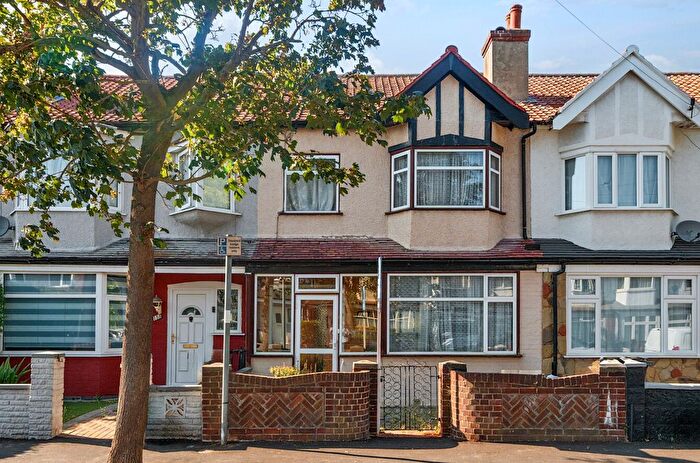 3 Bedroom Terraced House For Sale In Manor Way, Mitcham, CR4