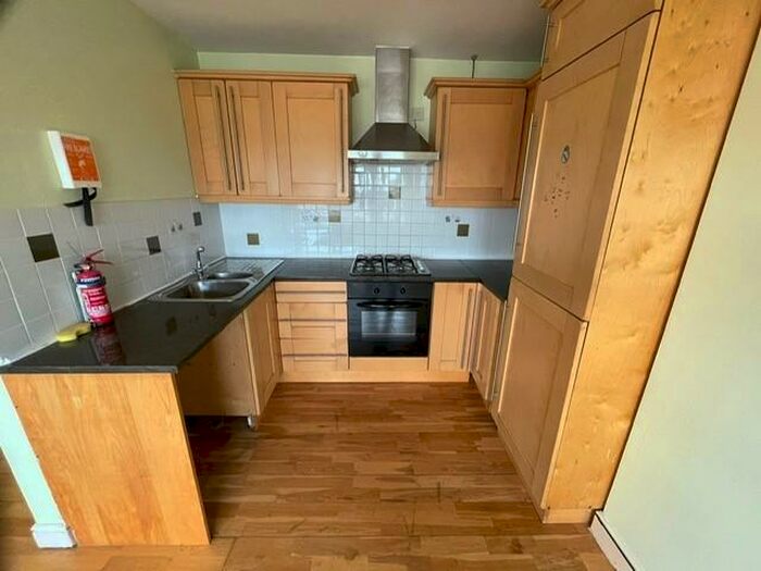 2 Bedroom Flat To Rent In Flat, Station Road, Blackpool, FY4