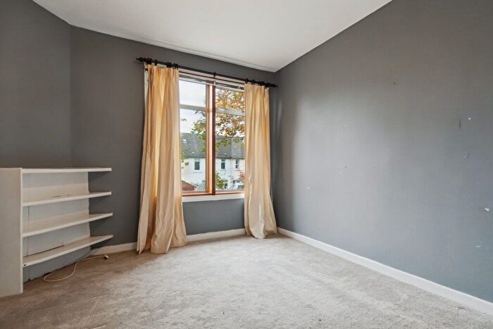 2 Bedroom Semi-Detached House For Sale In Friarscourt Avenue, Knightswood, G13