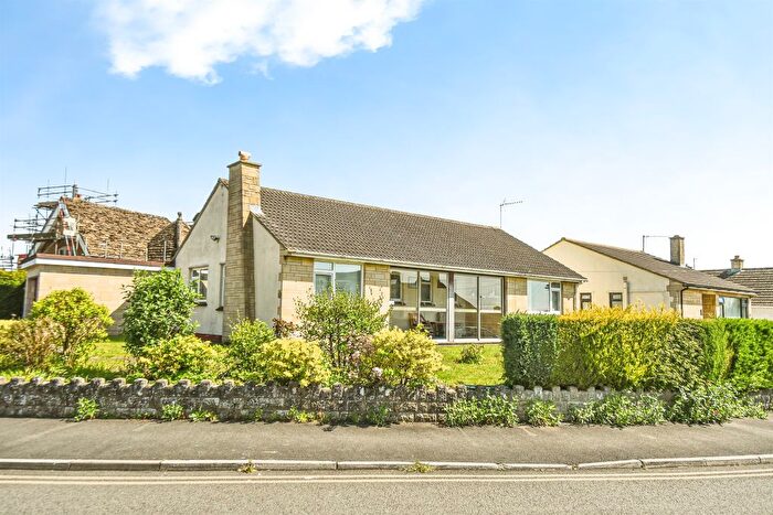 3 Bedroom Detached Bungalow For Sale In The Paddocks, Chippenham, SN15