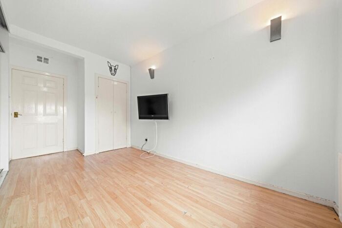 1 Bedroom Flat For Sale In Fleming Place, East Kilbride, G75