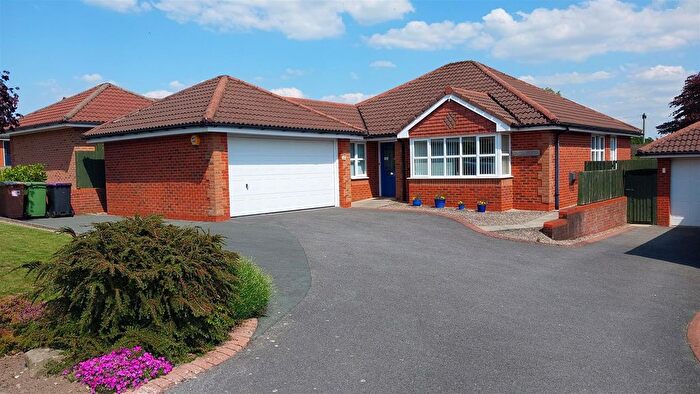 3 Bedroom Detached Bungalow For Sale In High Fawr Avenue, Oswestry, SY11