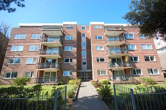 2 Bedroom Apartment For Sale In Meyrick Road, Bournemouth, Dorset, BH1