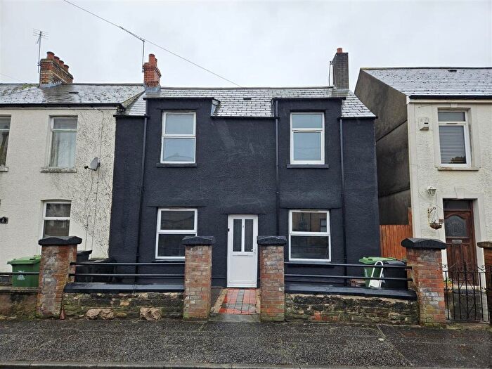 3 Bedroom Terraced House To Rent In Conybeare Road, Victoria Park Cardiff, CF5