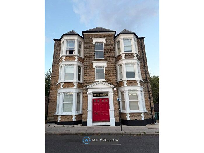 4 Bedroom Flat To Rent In Gondar Gardens, London, NW6