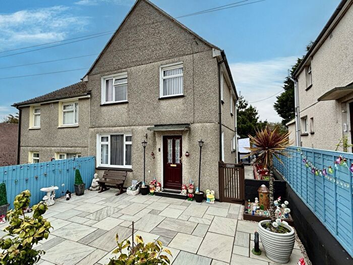 3 Bedroom Semi-Detached House For Sale In Lower Peverell Road, Penzance, TR18
