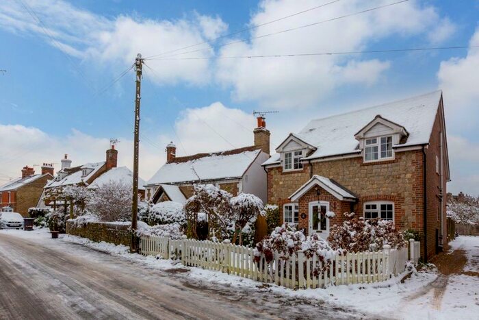 4 Bedroom Detached House To Rent In Long Mill Lane, Platt, Sevenoaks, TN15