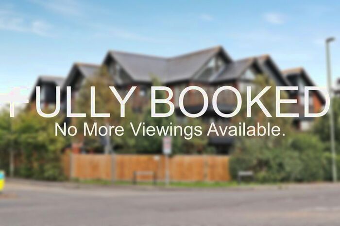 3 Bedroom Flat To Rent In Swanwick Lane, Lower Swanwick, Southampton, SO31