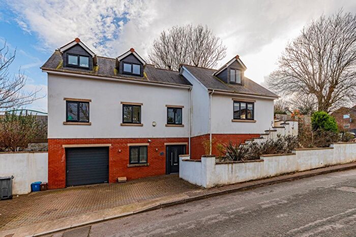 3 Bedroom Detached House For Sale In The Hawthorns, Cardiff, CF23