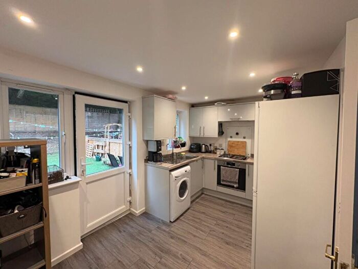 2 Bedroom End Of Terrace House To Rent In Humphrys Barton, St. Annes Park, BS4