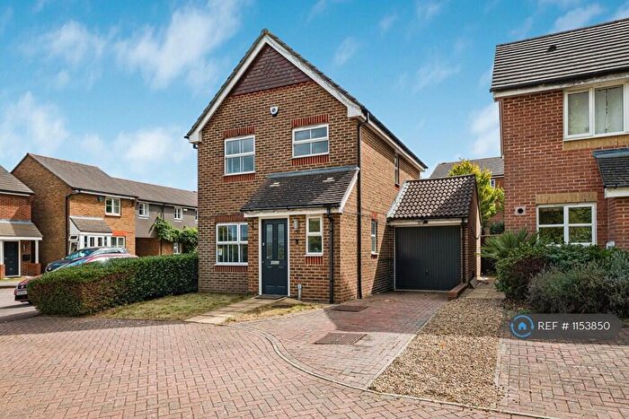 3 Bedroom Detached House To Rent In Beaver Road, Allington, ME16