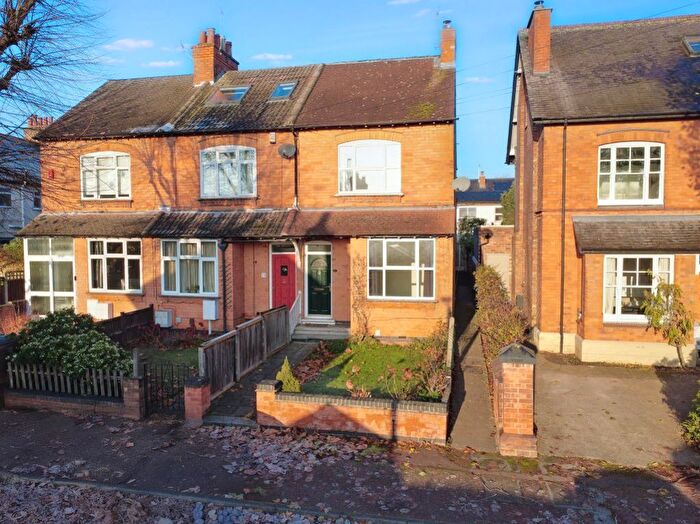 3 Bedroom Semi-Detached House To Rent In Imperial Avenue, Beeston, NG9
