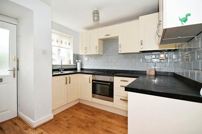 2 Bedroom Semi-Detached House For Sale In Cedar Road, Balby, Doncaster, DN4