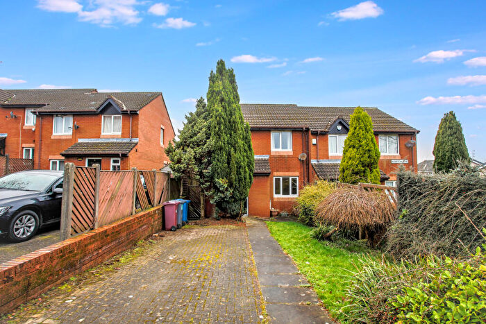 3 Bedroom Semi Detached House For Sale In Kempton Rise, Blackburn, Lancashire, BB1