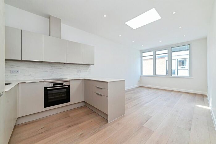 1 Bedroom Apartment For Sale In Apartment Two Gemstone House, Stevenage, SG1